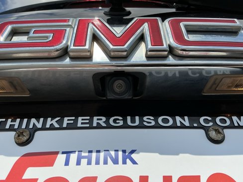 Used 2017 GMC Acadia SLE image 16