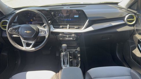 Used 2024 Chevrolet Trax LT w/ Driver Confidence Package image 10