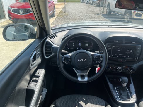 Used 2023 Kia Soul LX w/ Option Group 015 image 11