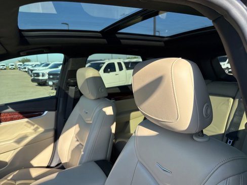 Used 2019 Cadillac XT5 Luxury image 21