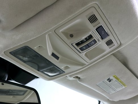 Used 2013 Jaguar XJ image 19
