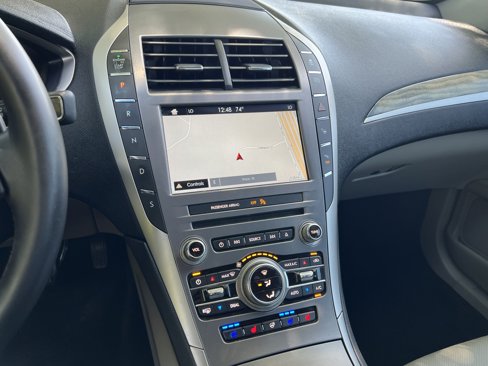 Used 2017 Lincoln MKZ Reserve w/ Technology Package image 23