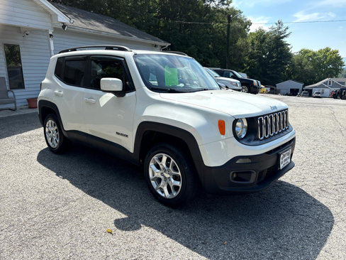Used 2016 Jeep Renegade Latitude w/ Popular Equipment Group image 7