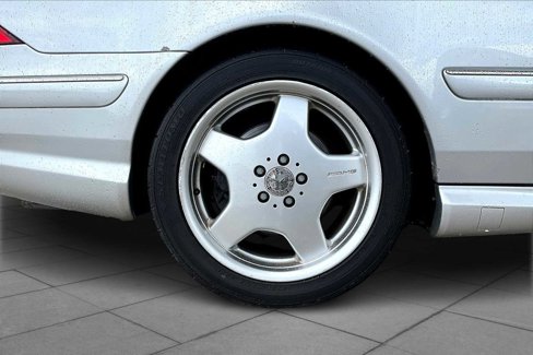 Used 2002 Mercedes-Benz CL 55 AMG image 10