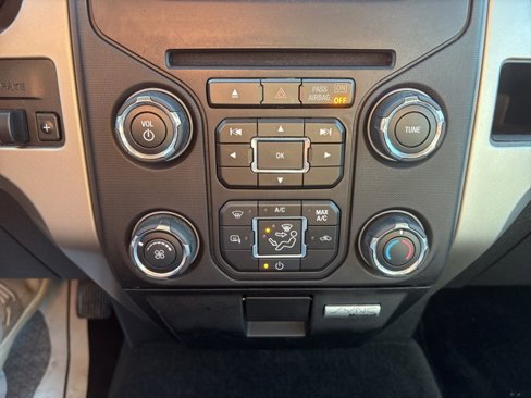 Used 2013 Ford F150 XLT w/ Luxury Equipment Group image 15