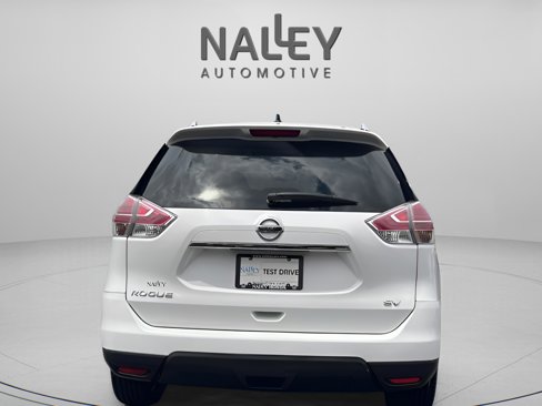 Used 2016 Nissan Rogue SV image 4