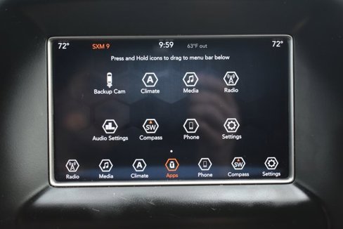 Used 2018 Jeep Grand Cherokee Laredo image 19