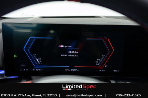 Used 2025 BMW M5 image 57