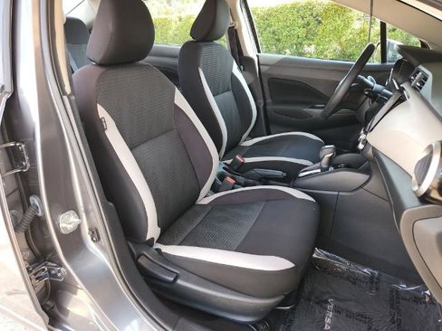 Certified 2021 Nissan Versa SV image 15