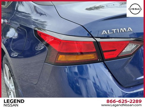 Used 2023 Nissan Altima 2.5 S image 11