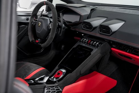 Used 2024 Lamborghini Huracan Tecnica image 32