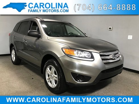 Used 2012 Hyundai Santa Fe GLS image 1
