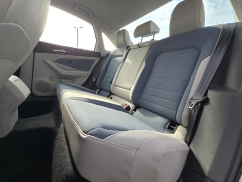 New 2025 Volkswagen Jetta SE image 19