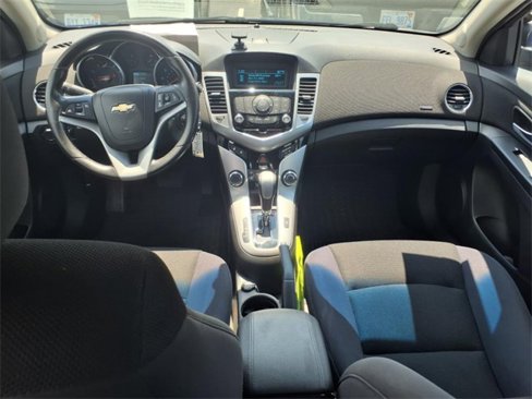 Used 2013 Chevrolet Cruze LT image 9