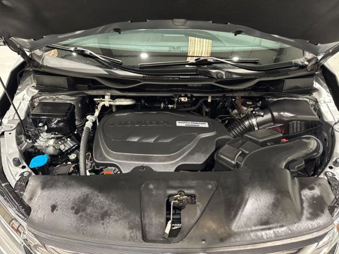 Used 2018 Honda Odyssey Touring image 12
