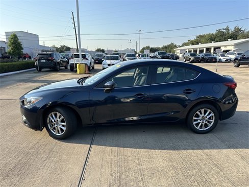 Used 2015 MAZDA MAZDA3 i Touring w/ Technology Package image 8