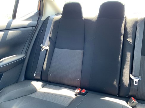 Used 2024 Nissan Sentra SV image 37