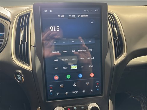 Used 2023 Ford Edge SEL w/ Cold Weather Package image 15