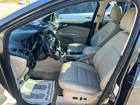 Used 2015 Ford Escape SE w/ Equipment Group 201A image 10