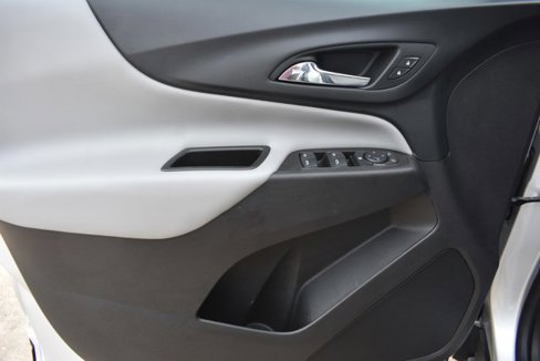 Used 2021 Chevrolet Equinox LT image 12