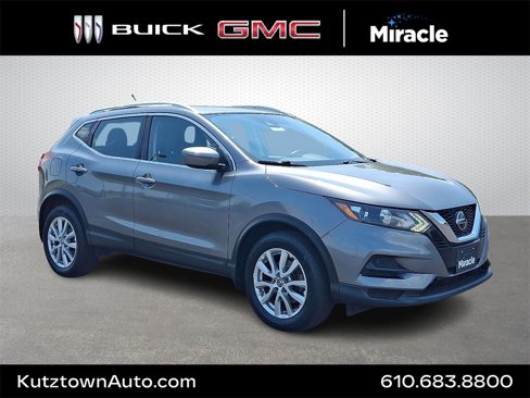 Used 2020 Nissan Rogue Sport SV image 1