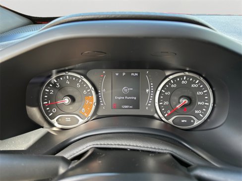 Used 2023 Jeep Renegade Latitude w/ Premium Group image 29