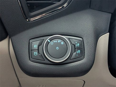 Used 2016 Ford Escape Titanium image 29