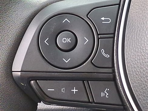 Used 2024 Toyota RAV4 XLE image 17