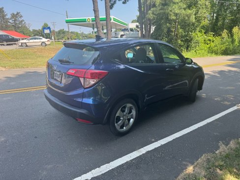 Used 2017 Honda HR-V LX image 5