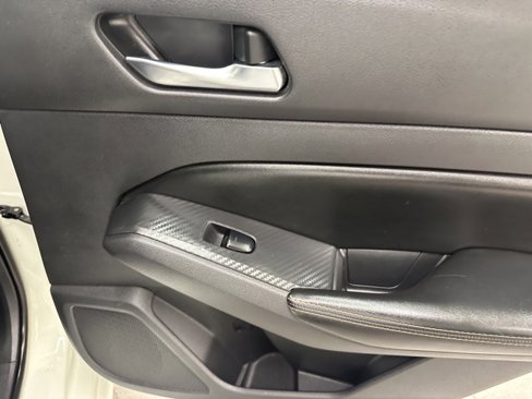 Used 2020 Nissan Altima 2.5 SR image 14