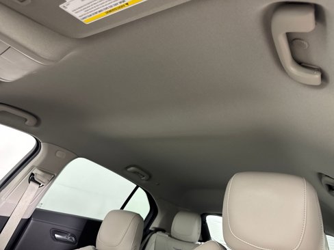 Used 2021 Cadillac XT4 Luxury image 16