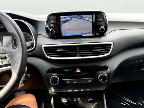 Used 2019 Hyundai Tucson SE image 17