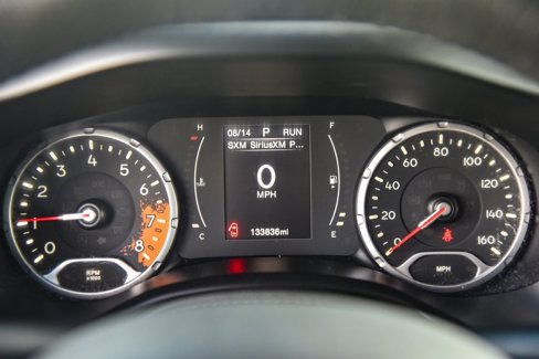 Used 2016 Jeep Renegade Latitude image 16