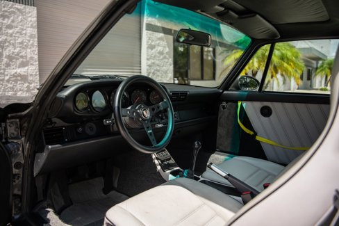 Used 1992 Porsche 911 Carrera image 10