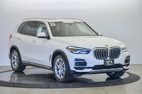 Certified 2022 BMW X5 sDrive40i w/ Parking Assistance Package image 5