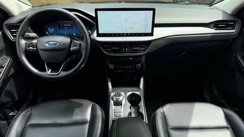 Used 2023 Ford Escape Platinum image 17