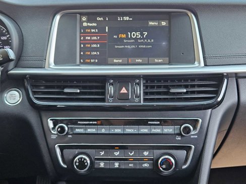 Used 2020 Kia Optima SE image 19