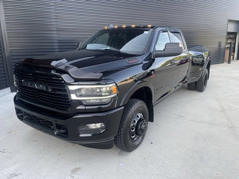 Used 2020 RAM 3500 Laramie image 1