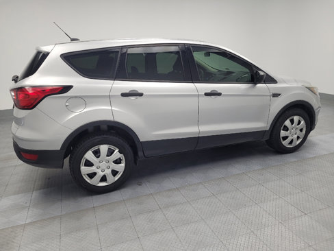 Used 2019 Ford Escape S image 10