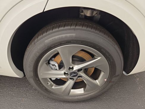 New 2026 Genesis GV70 2.5T image 5