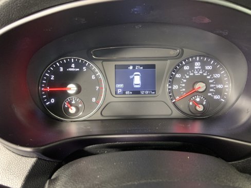 Used 2020 Kia Sorento LX w/ LX I4 Convenience Package image 10