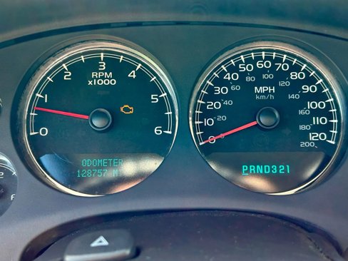 Used 2007 Chevrolet Suburban LT w/ LT Preferred Equipment Group image 22