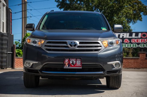 Used 2012 Toyota Highlander SE image 2