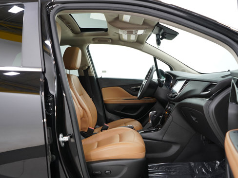 Used 2017 Buick Encore Premium w/ Experience Buick Package image 10