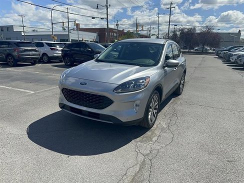 Certified 2022 Ford Escape Titanium image 28