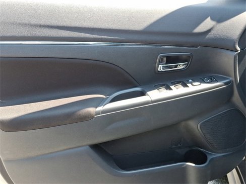 Used 2022 Mitsubishi Outlander Sport ES image 14