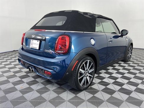 Used 2021 MINI Cooper S w/ Sidewalk Package image 9