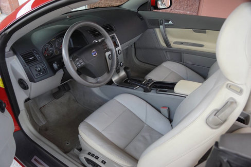 Used 2008 Volvo C70 T5 image 25