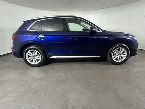 Certified 2022 Audi Q5 2.0T Premium w/ Convenience Package image 4