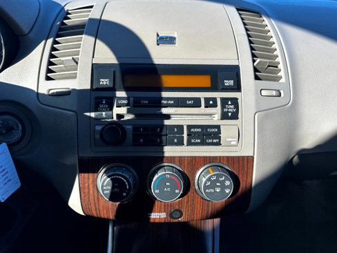 Used 2006 Nissan Altima 3.5 SE w/ (X01) Leather Pkg image 12